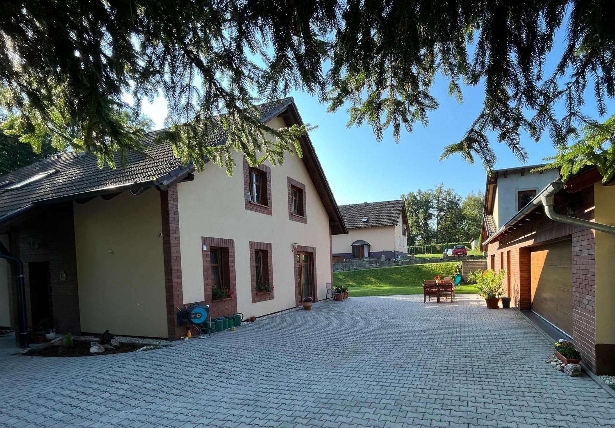 Apartman Pisarovka Lesna  Esterno foto